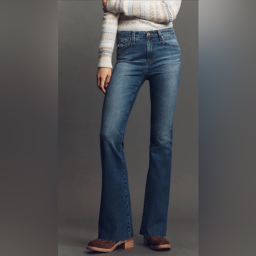 The Farrah mid rise boot cut jeans -size 26”x32”
